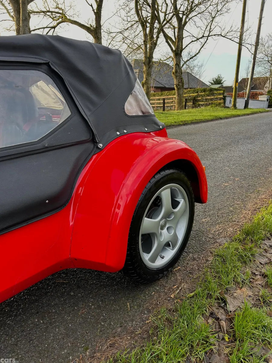 Other Other Convertible, Petrol, 1999, Red
