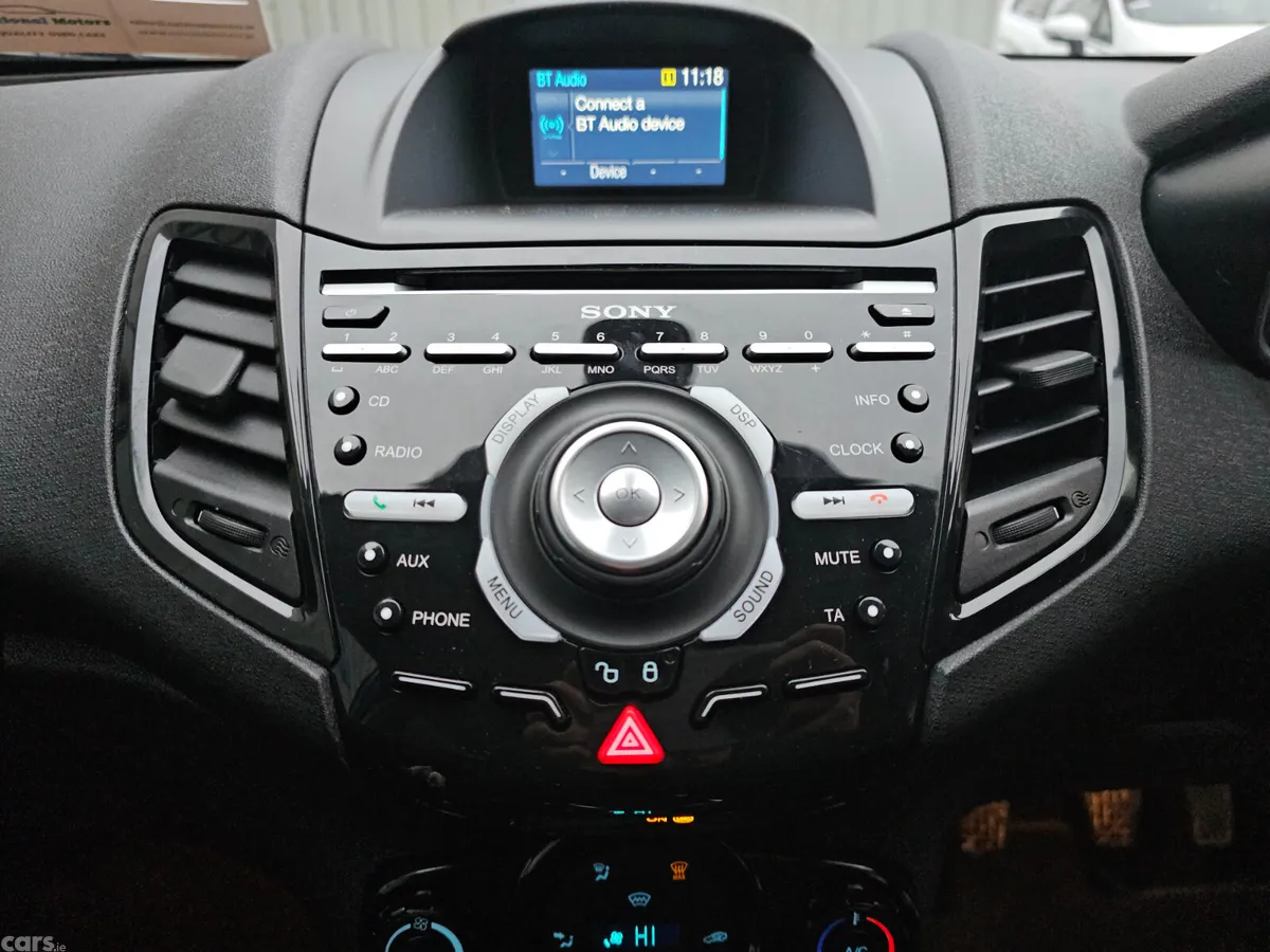 Ford Fiesta Hatchback, Petrol, 2015, Blue