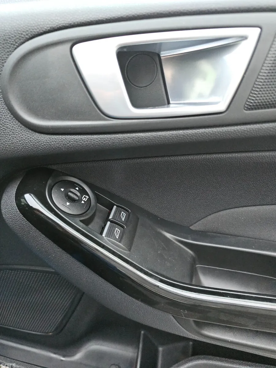 Ford Fiesta Hatchback, Petrol, 2015, Blue