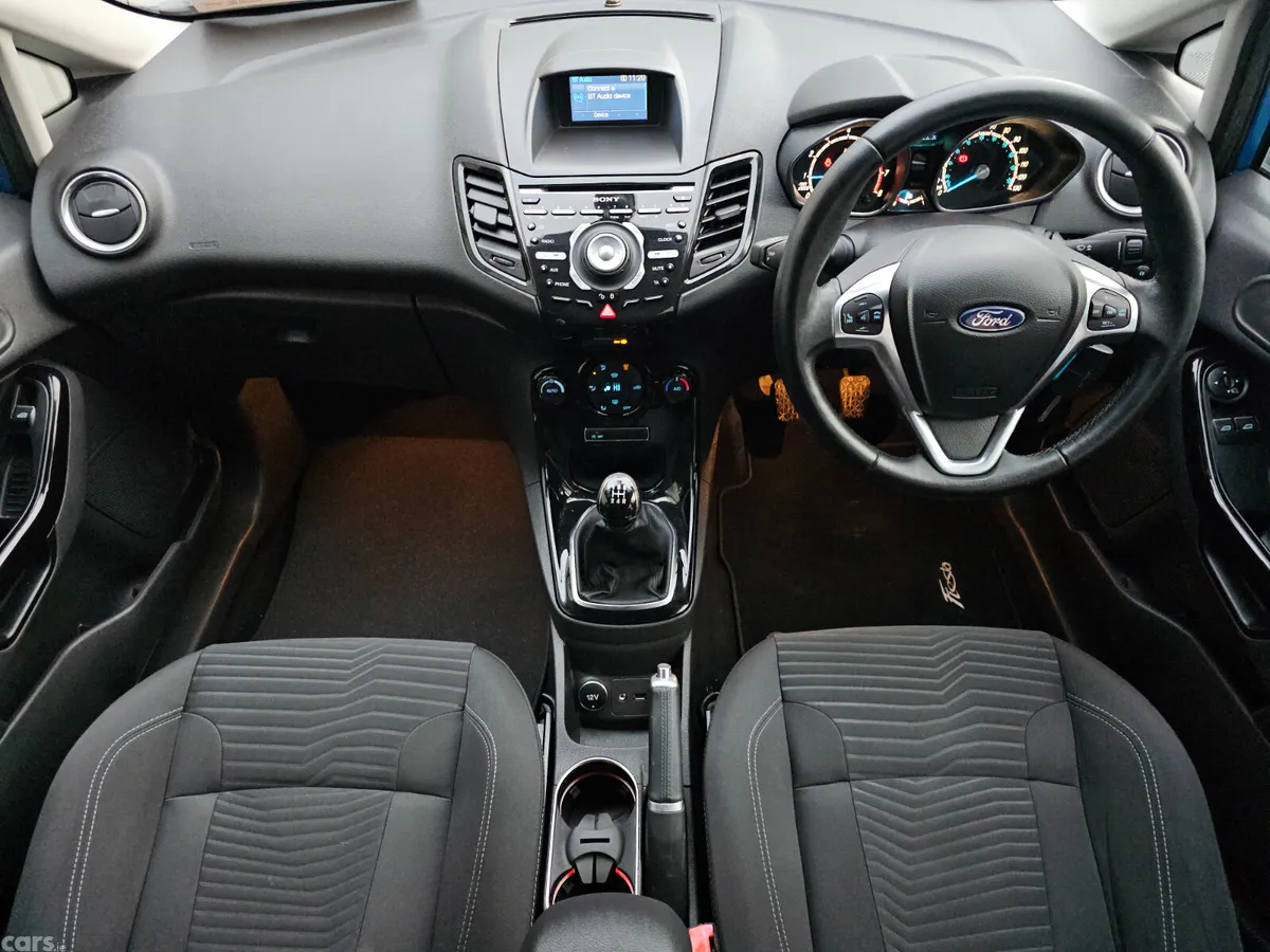 Ford Fiesta Hatchback, Petrol, 2015, Blue