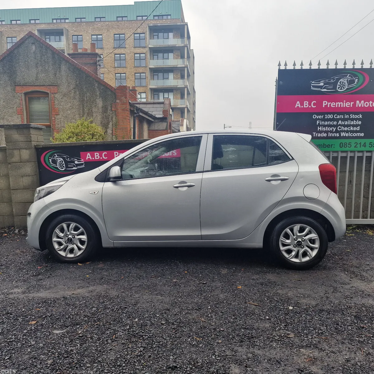 Kia Picanto Hatchback, Petrol, 2018, Silver