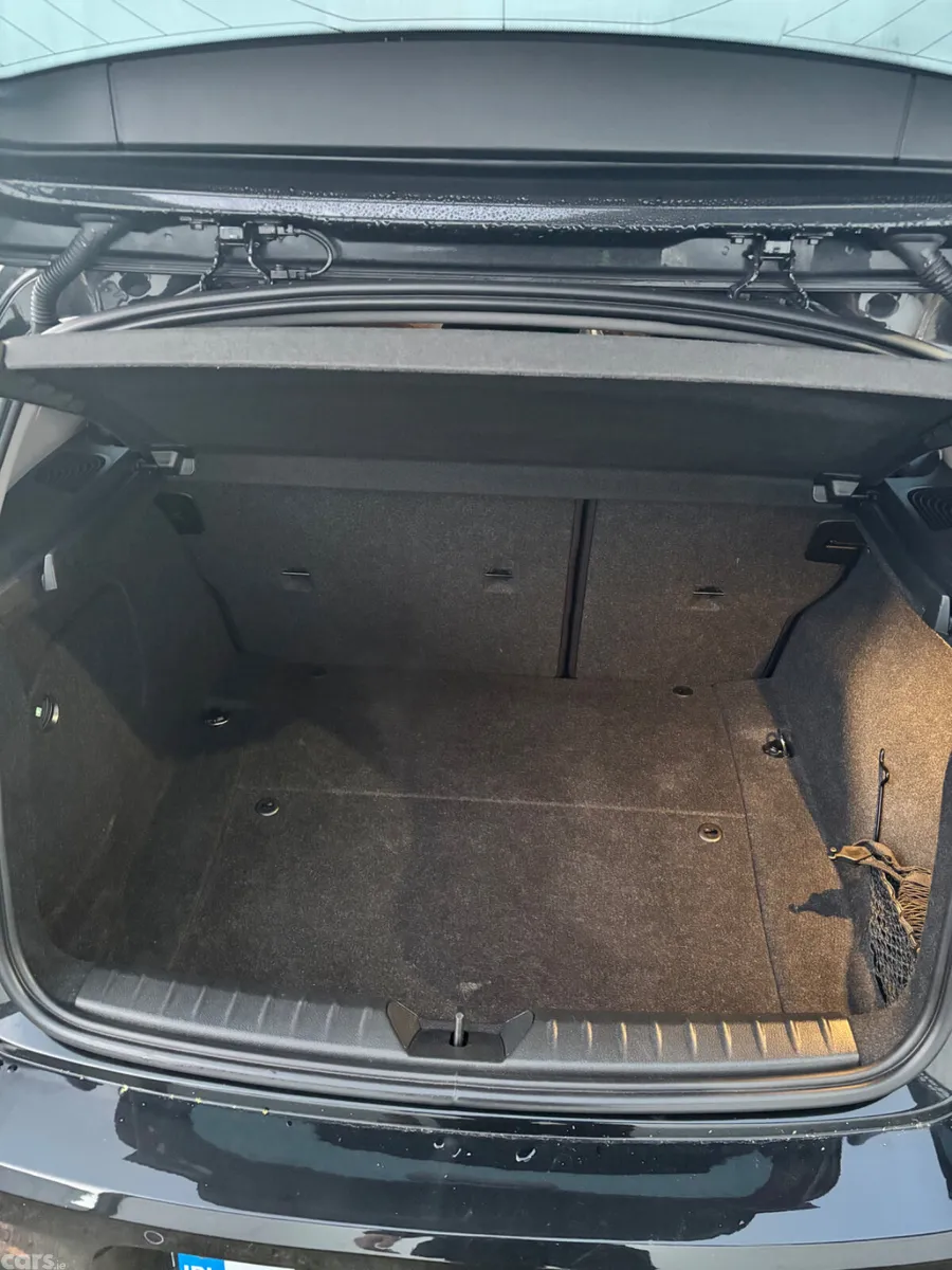 BMW 1-Series Hatchback, Diesel, 2018, Black