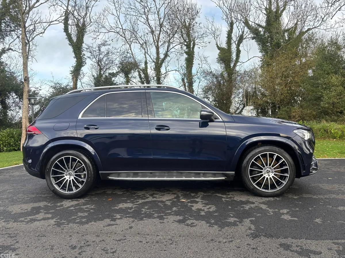 Mercedes-Benz GLE SUV, Diesel Plug-in Hybrid, 2022, Blue