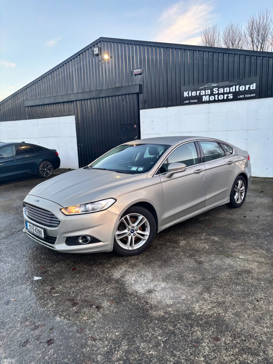 Ford Mondeo Hatchback, Diesel, 2017, Grey