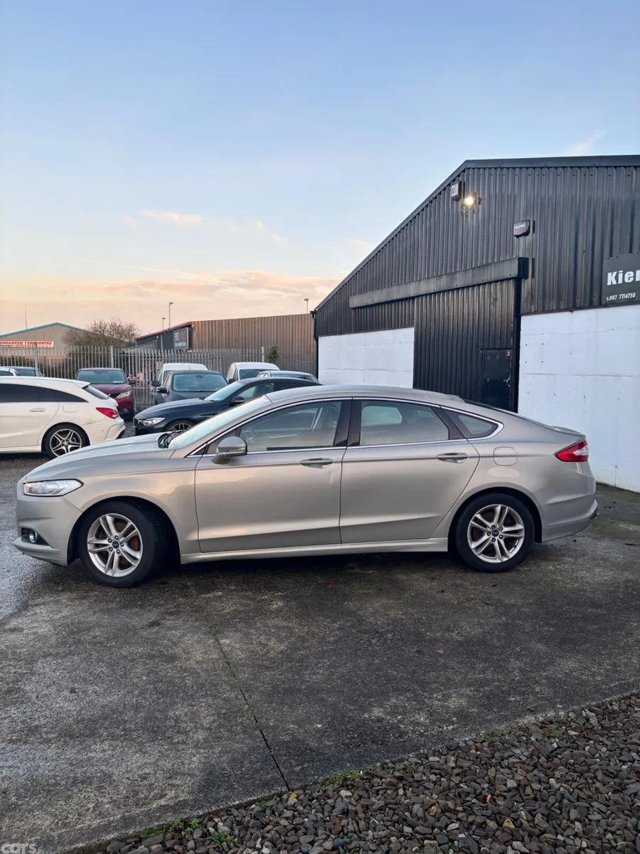 Ford Mondeo Hatchback, Diesel, 2017, Grey