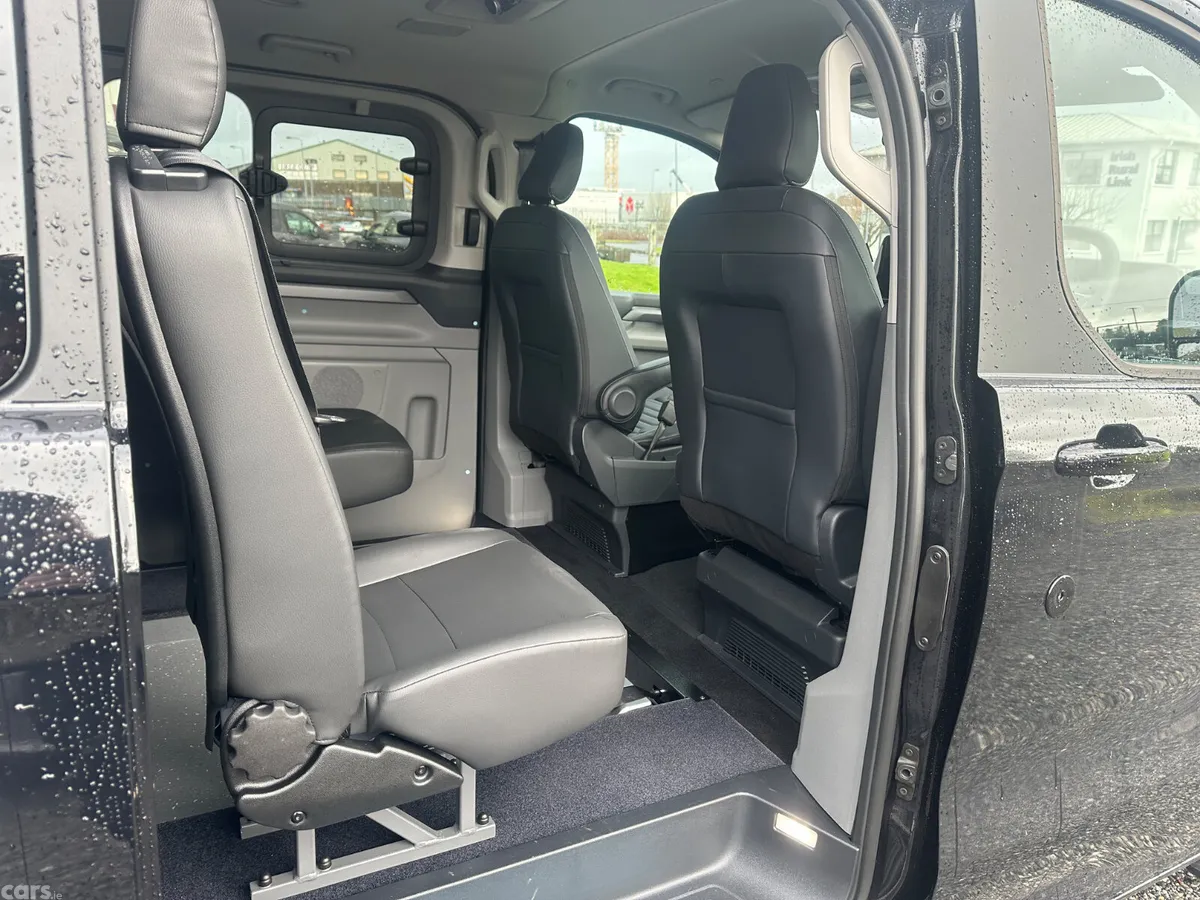 Ford Tourneo Custom MPV, Petrol Hybrid, 2027, Black