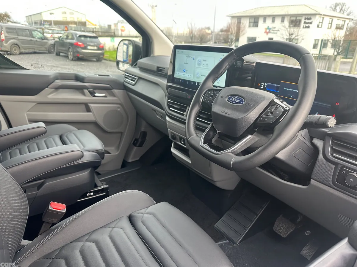 Ford Tourneo Custom MPV, Petrol Hybrid, 2027, Black
