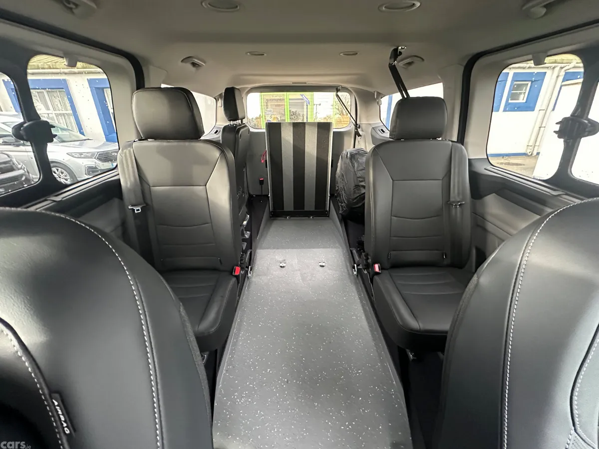 Ford Tourneo Custom MPV, Petrol Hybrid, 2027, Black