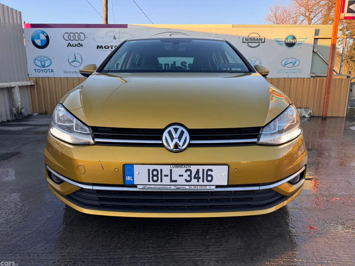 Volkswagen Golf Estate, Petrol, 2018, Yellow
