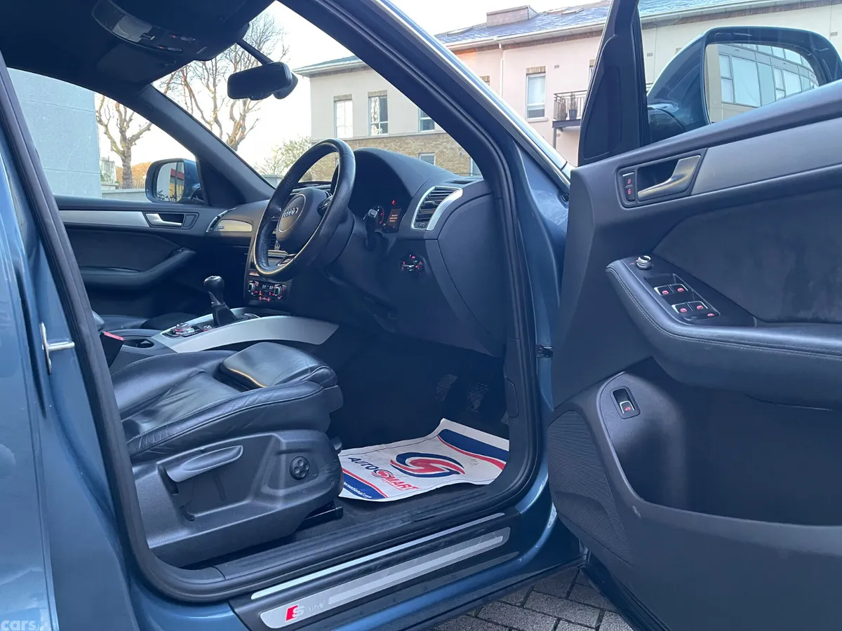 Audi Q5 SUV, Diesel, 2016, Blue