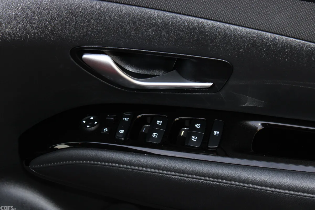 Hyundai Tucson SUV, Petrol Hybrid, 2021, Red