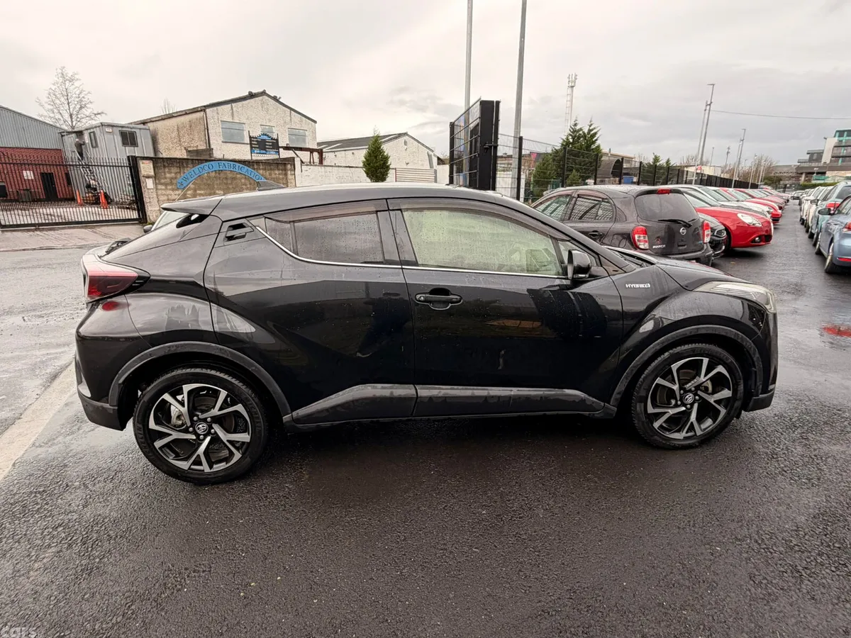 Toyota C-HR SUV, Petrol Hybrid, 2017, Black