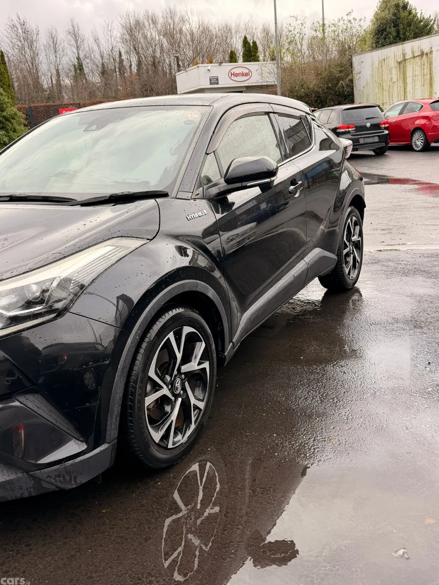 Toyota C-HR SUV, Petrol Hybrid, 2017, Black