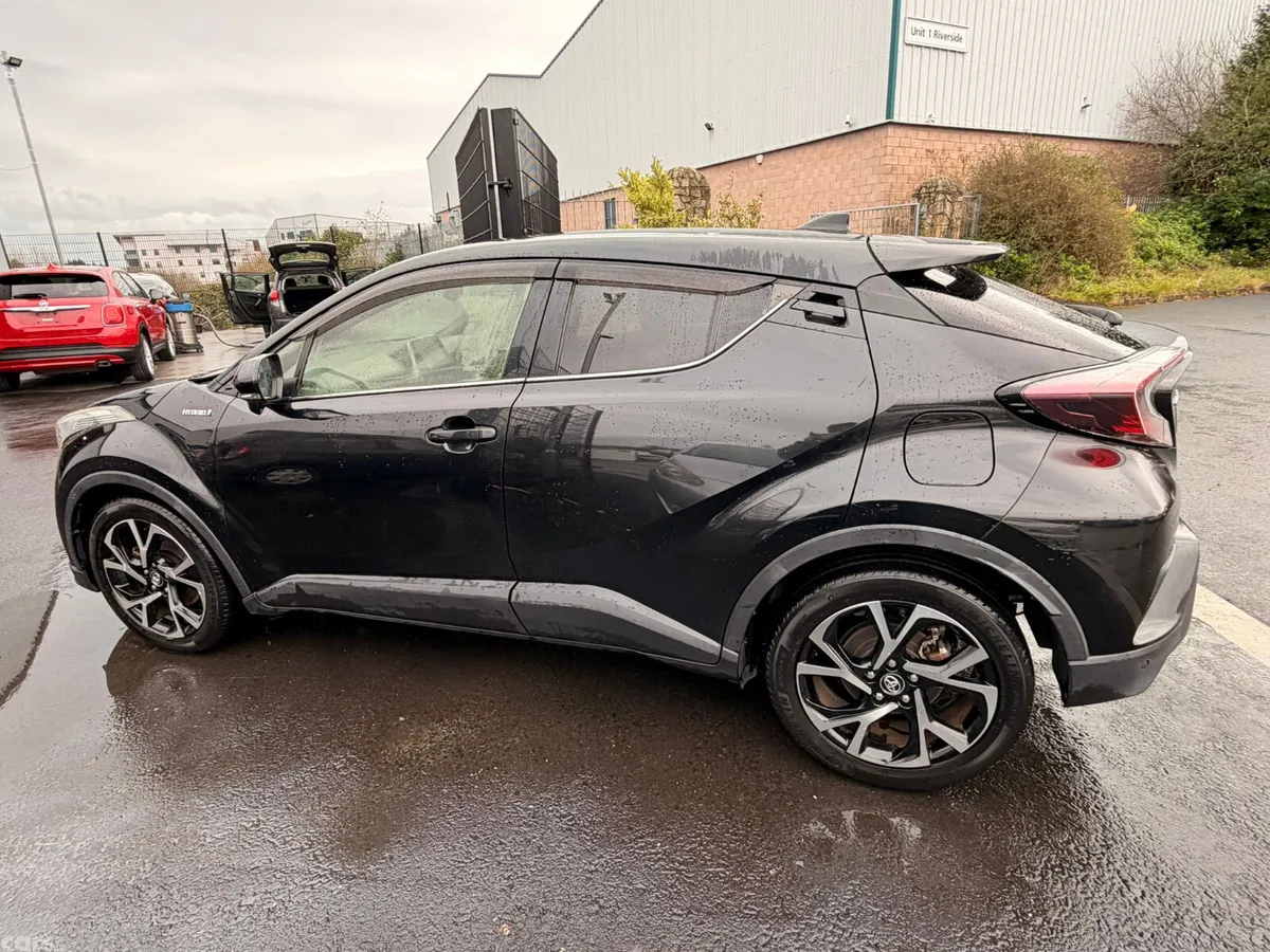 Toyota C-HR SUV, Petrol Hybrid, 2017, Black