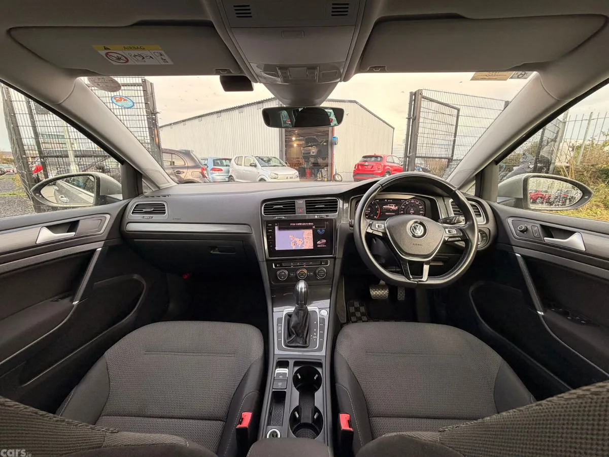 Volkswagen Golf Estate, Petrol, 2019, Silver