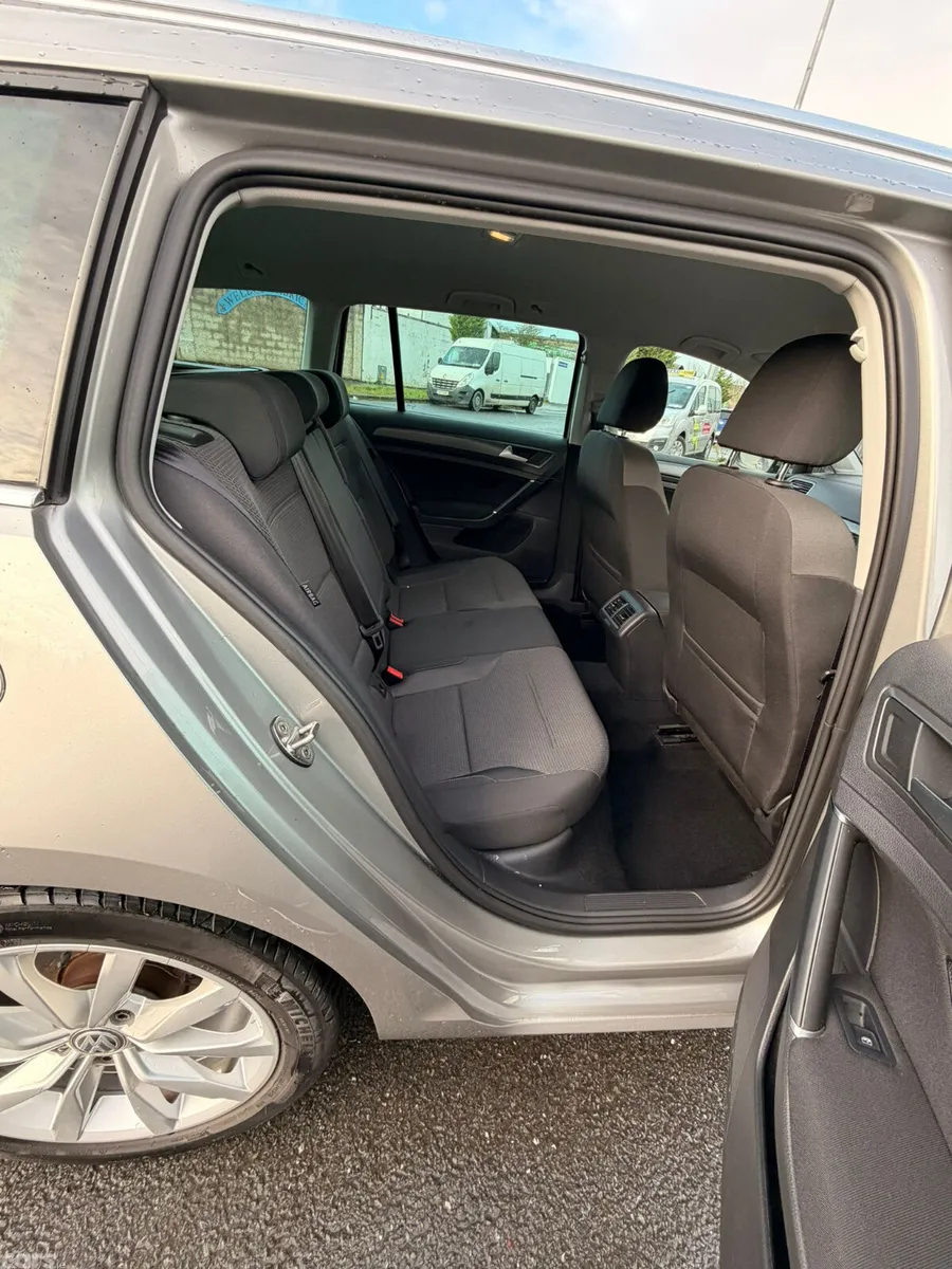 Volkswagen Golf Estate, Petrol, 2019, Silver