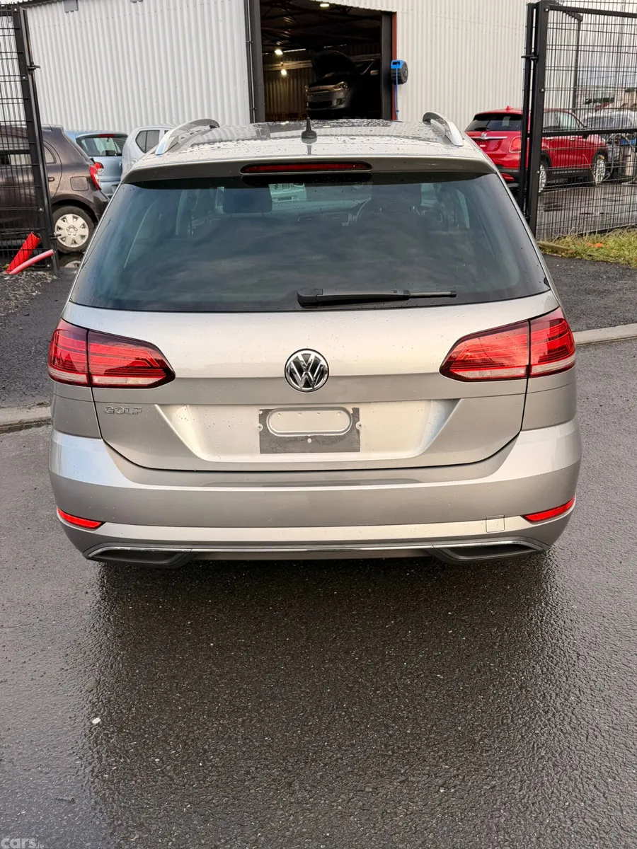Volkswagen Golf Estate, Petrol, 2019, Silver