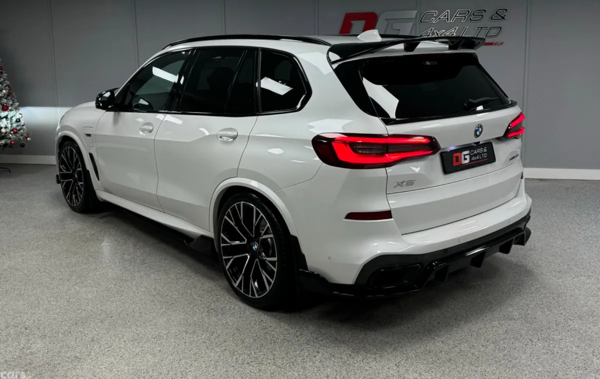 BMW X5 SUV, Petrol Hybrid, 2021, White