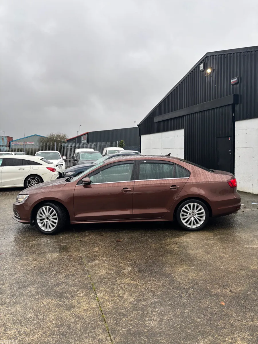 Volkswagen Jetta Saloon, Diesel, 2017, Brown