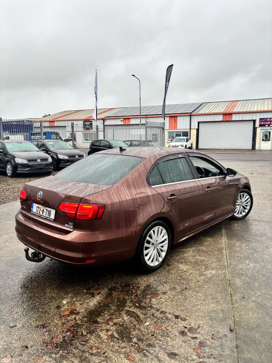 Volkswagen Jetta Saloon, Diesel, 2017, Brown