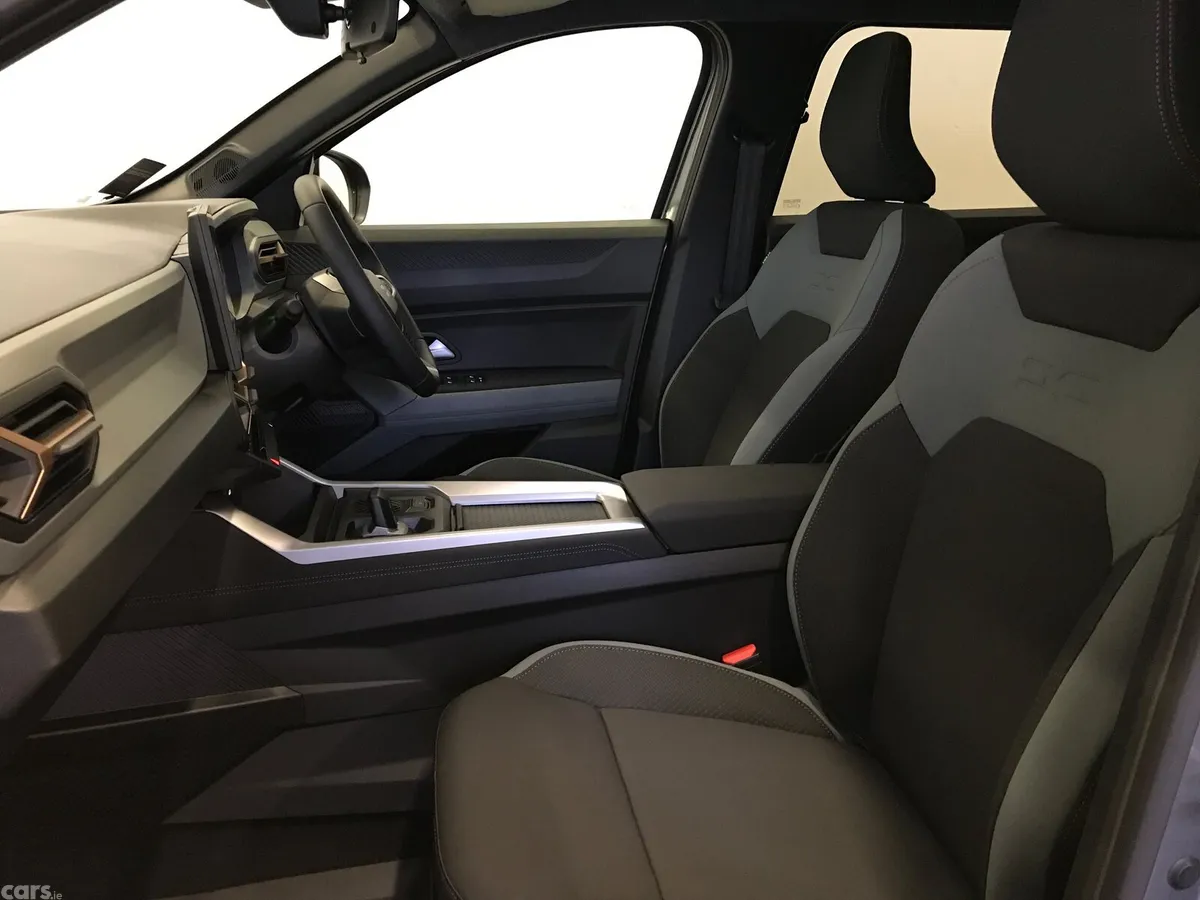 Dacia Bigster SUV, Petrol Hybrid, 2027, Green