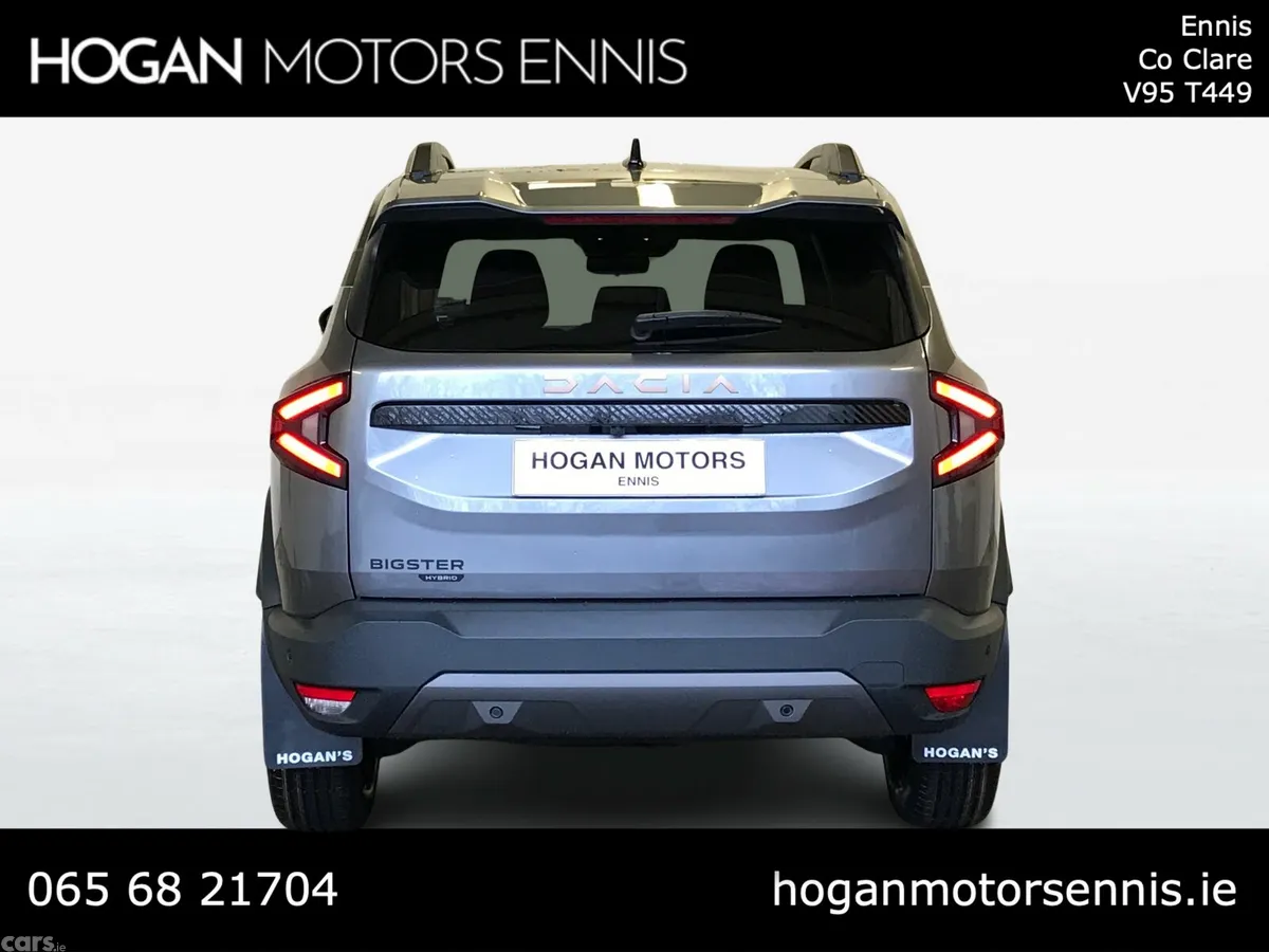 Dacia Bigster SUV, Petrol Hybrid, 2027, Green