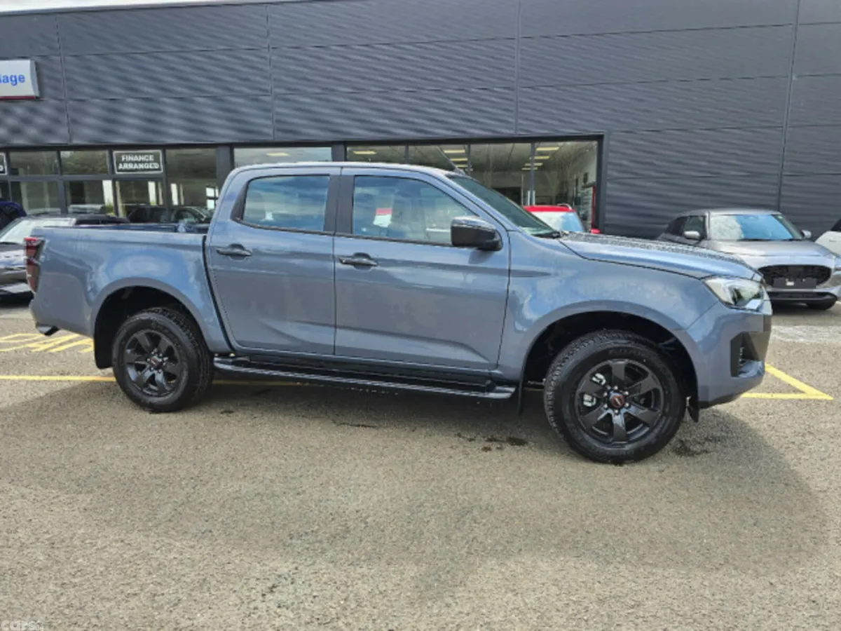 Isuzu D-Max Pick Up, Diesel, 2026, Grey