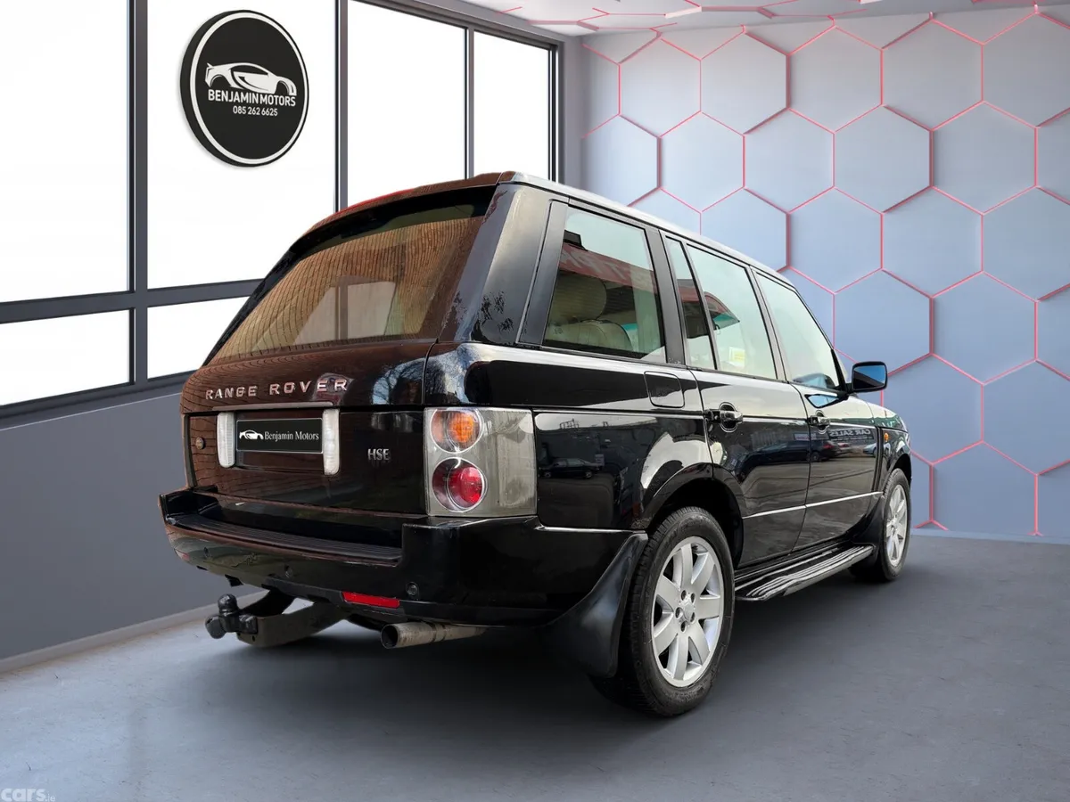 Land Rover Range Rover SUV, Diesel, 2005, Black