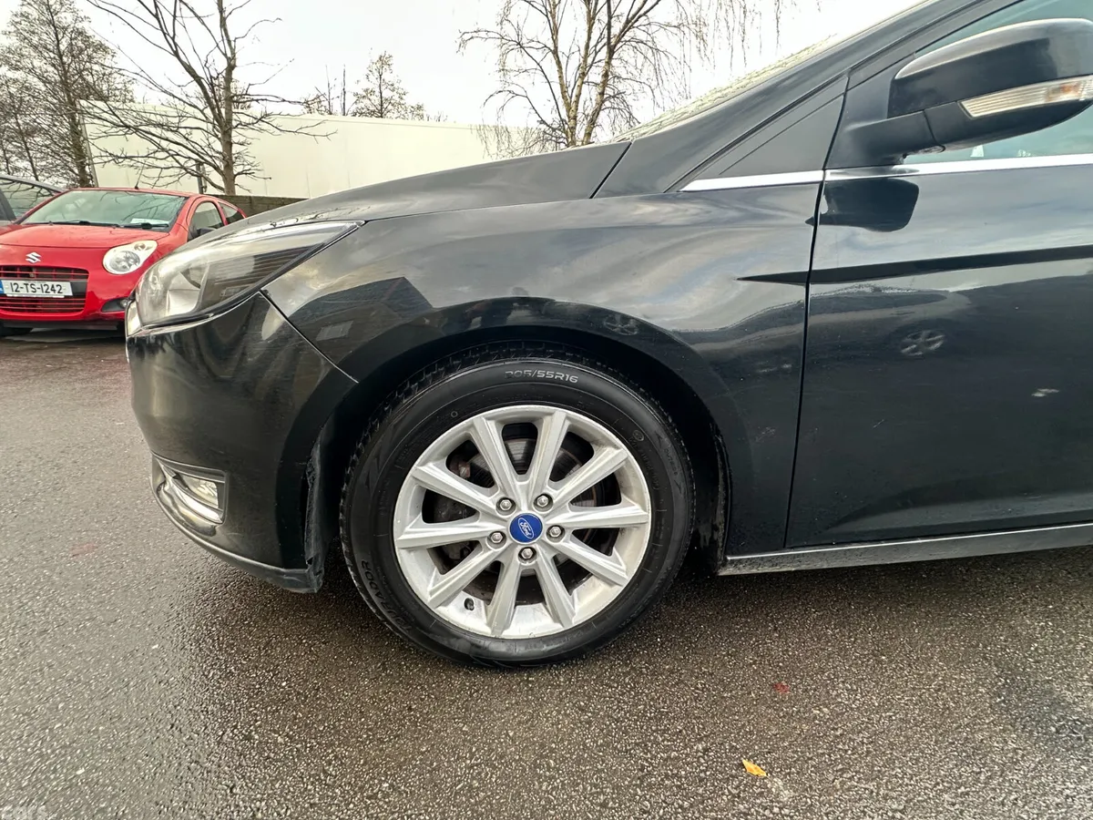 Ford Focus Hatchback, Diesel, 2016, Black