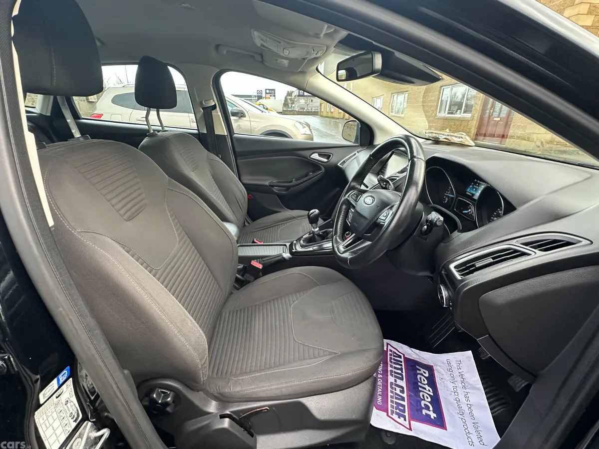 Ford Focus Hatchback, Diesel, 2016, Black