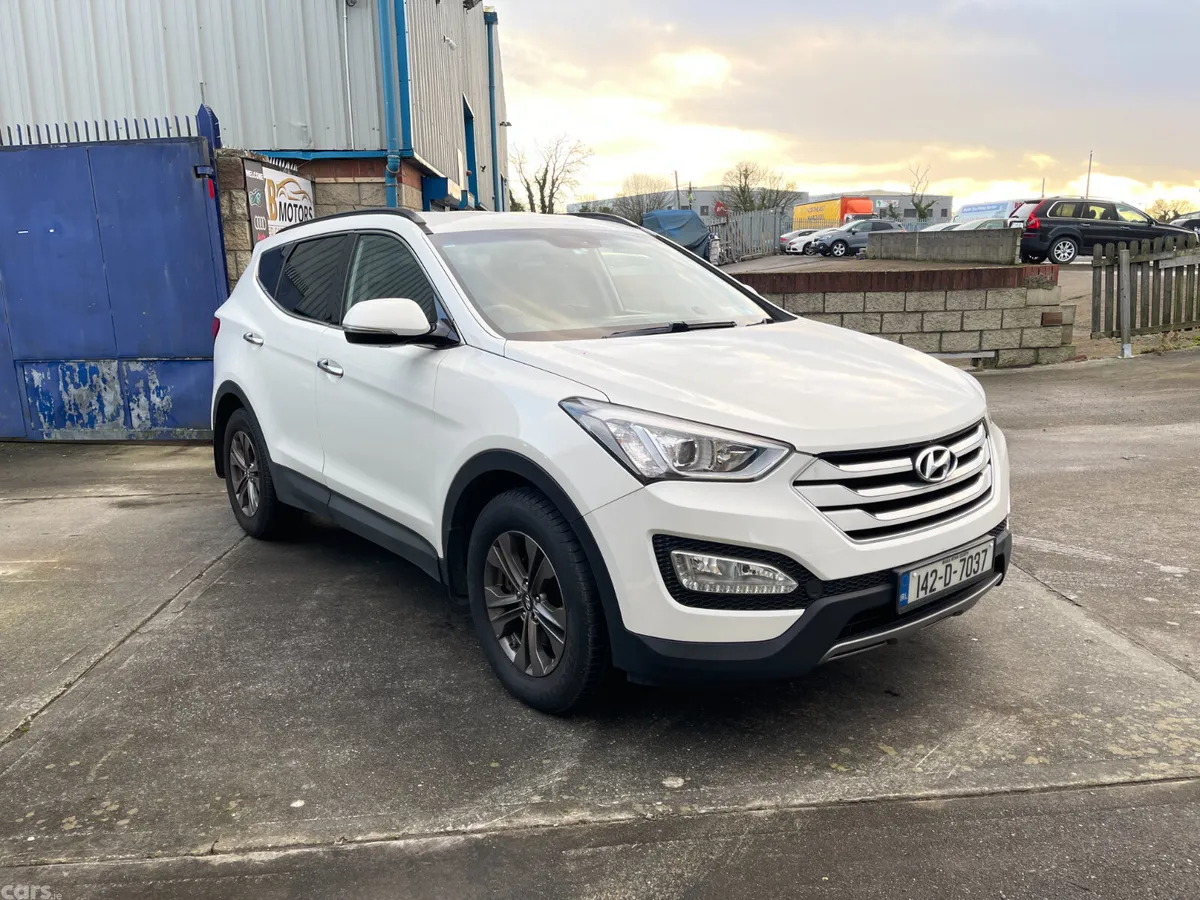 Hyundai Santa Fe SUV, Diesel, 2014, White