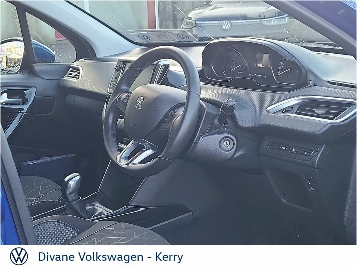 Peugeot 2008 Hatchback, Diesel, 2020, Blue