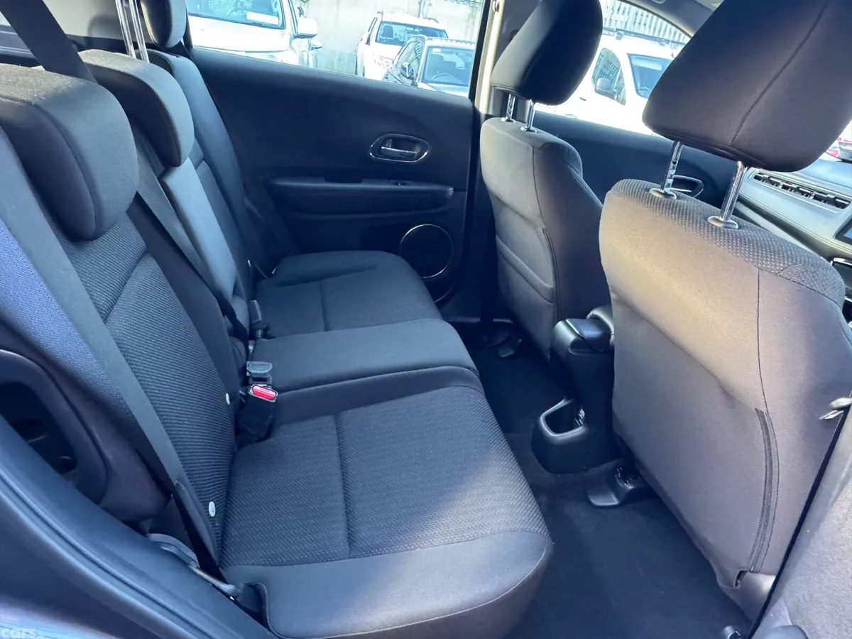 Honda HR-V SUV, Petrol, 2018, Grey
