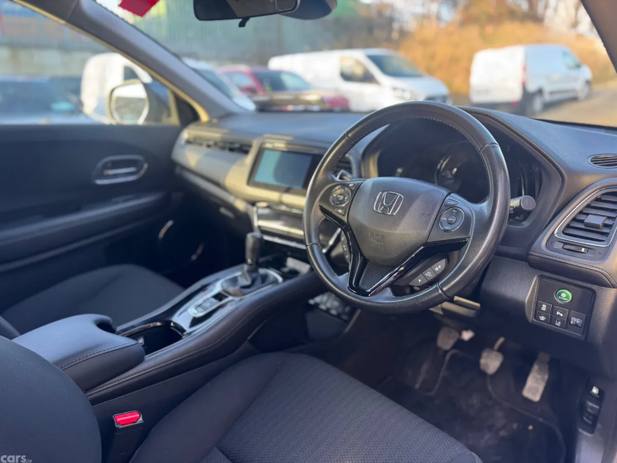 Honda HR-V SUV, Petrol, 2018, Grey