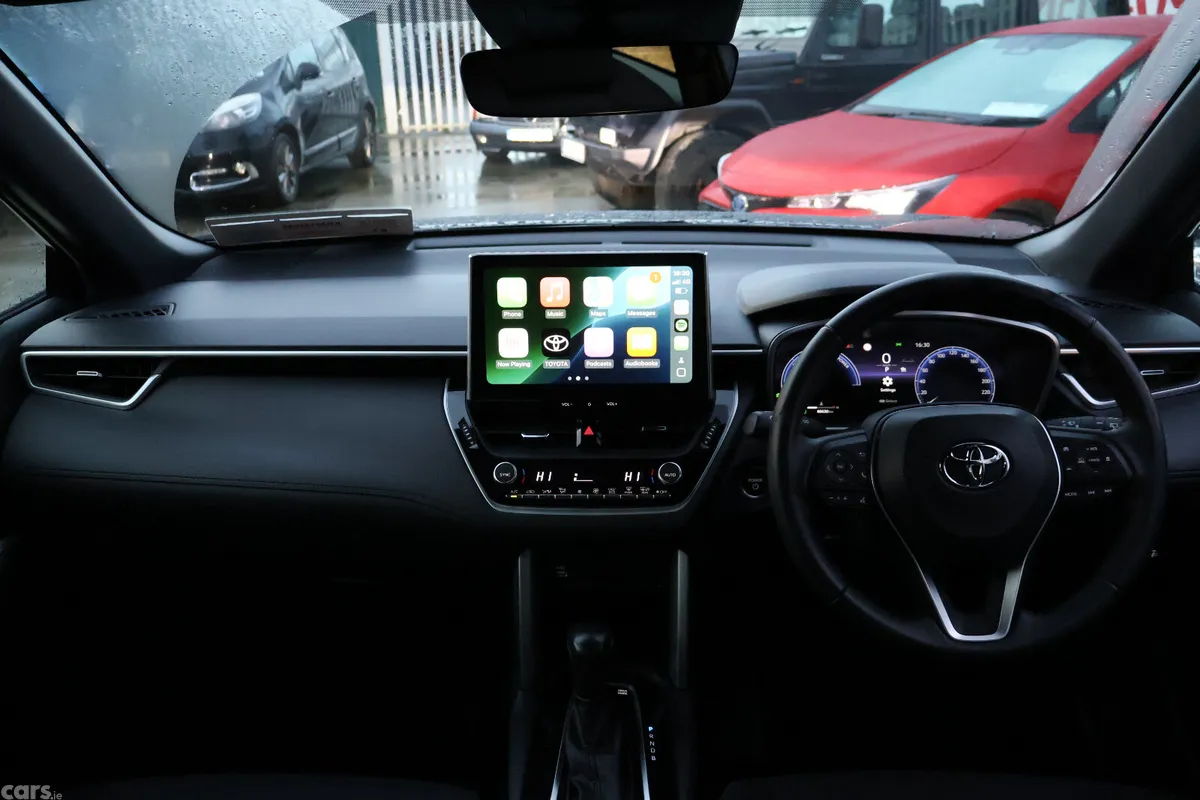 Toyota Corolla Cross SUV, Petrol Hybrid, 2023, Black