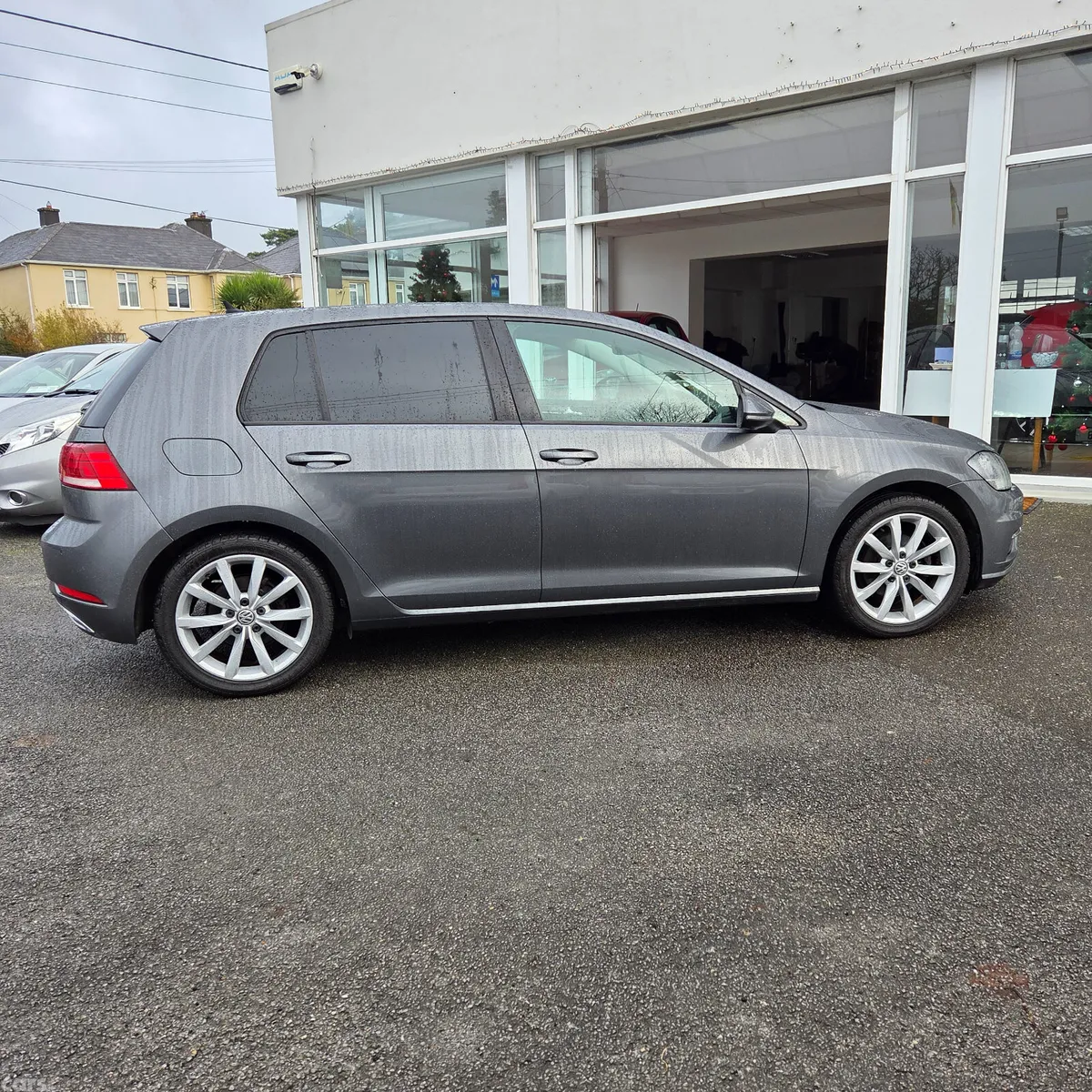 Volkswagen Golf Hatchback, Petrol, 2018, Grey