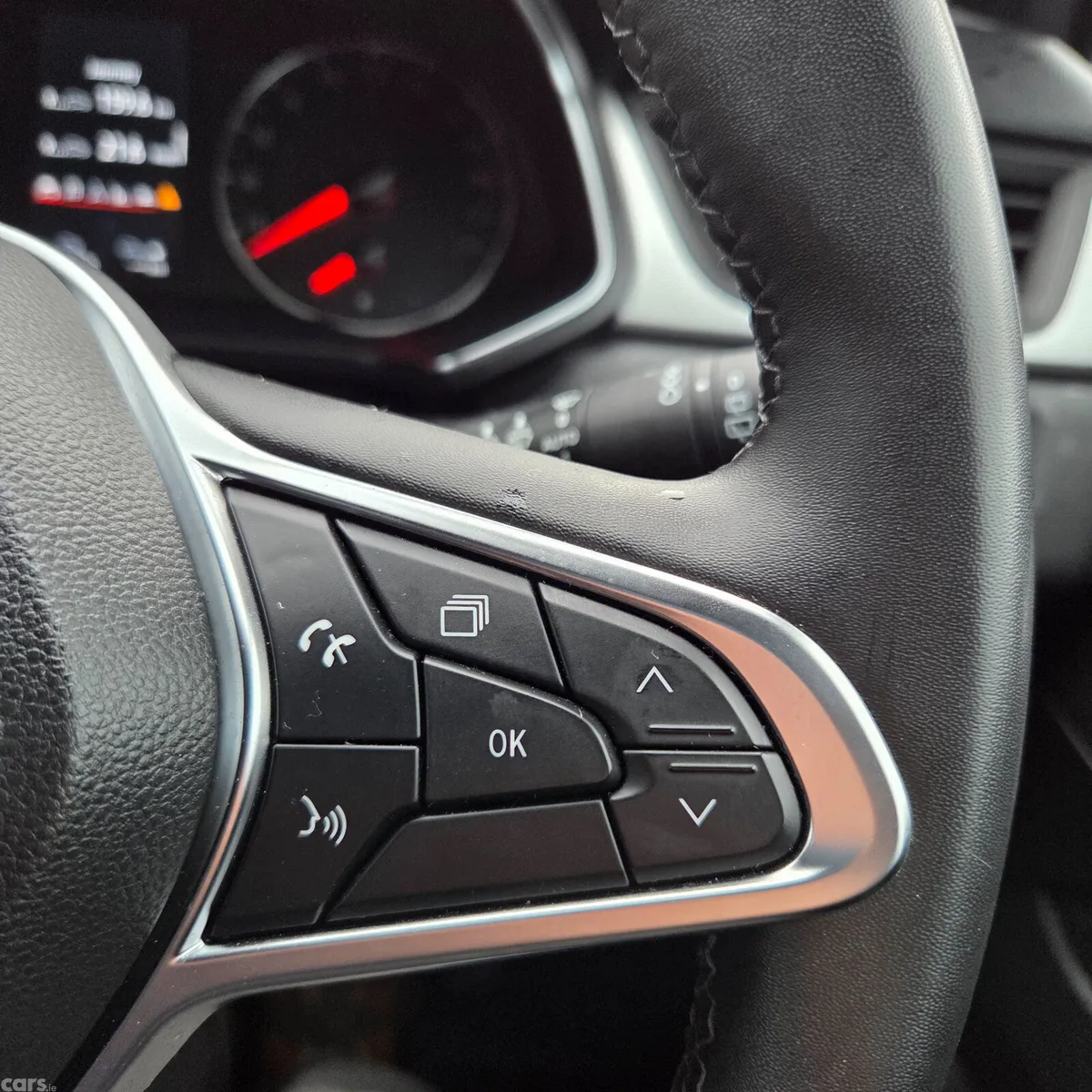 Renault Captur Hatchback, Petrol, 2022, Grey