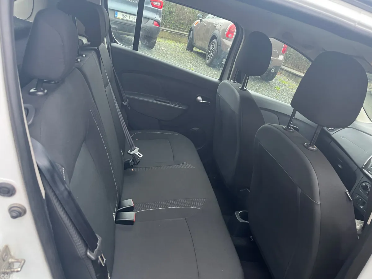 Dacia Sandero Hatchback, Diesel, 2019, White