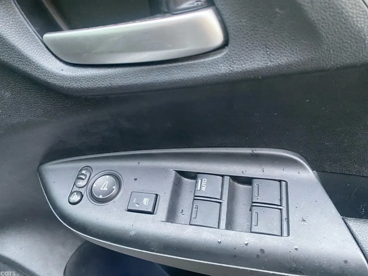 Honda Fit Hatchback, Petrol Hybrid, 2018, Silver