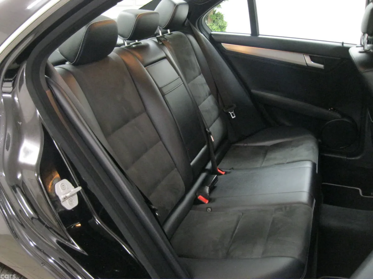 Mercedes-Benz C-Class Saloon, Diesel, 2014, Black