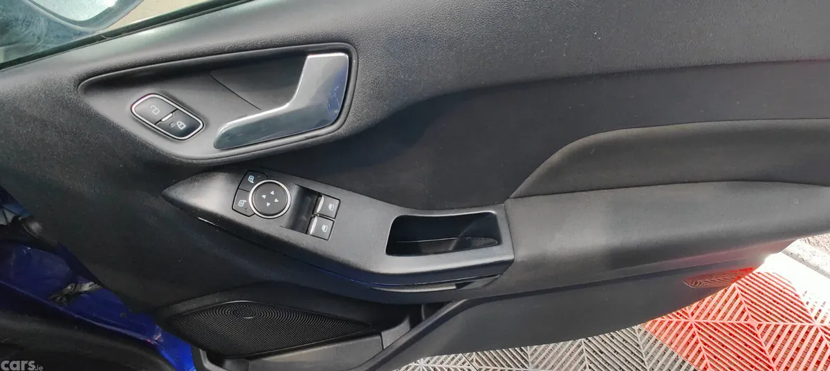 Ford Fiesta Hatchback, Petrol, 2018, Blue