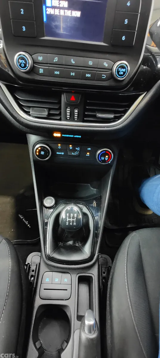 Ford Fiesta Hatchback, Petrol, 2018, Blue