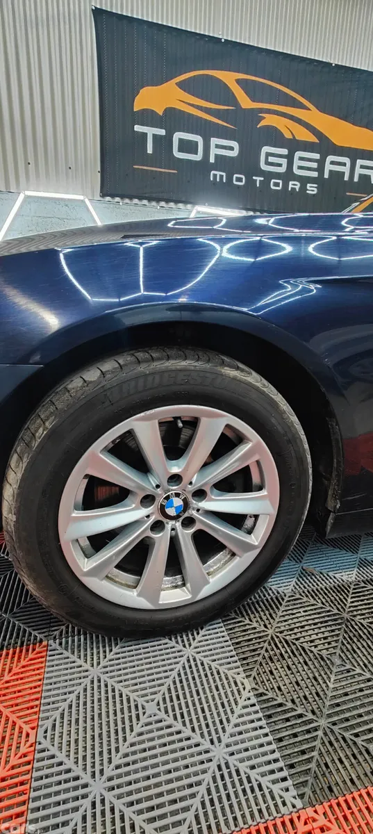 BMW 5-Series Saloon, Diesel, 2014, Blue