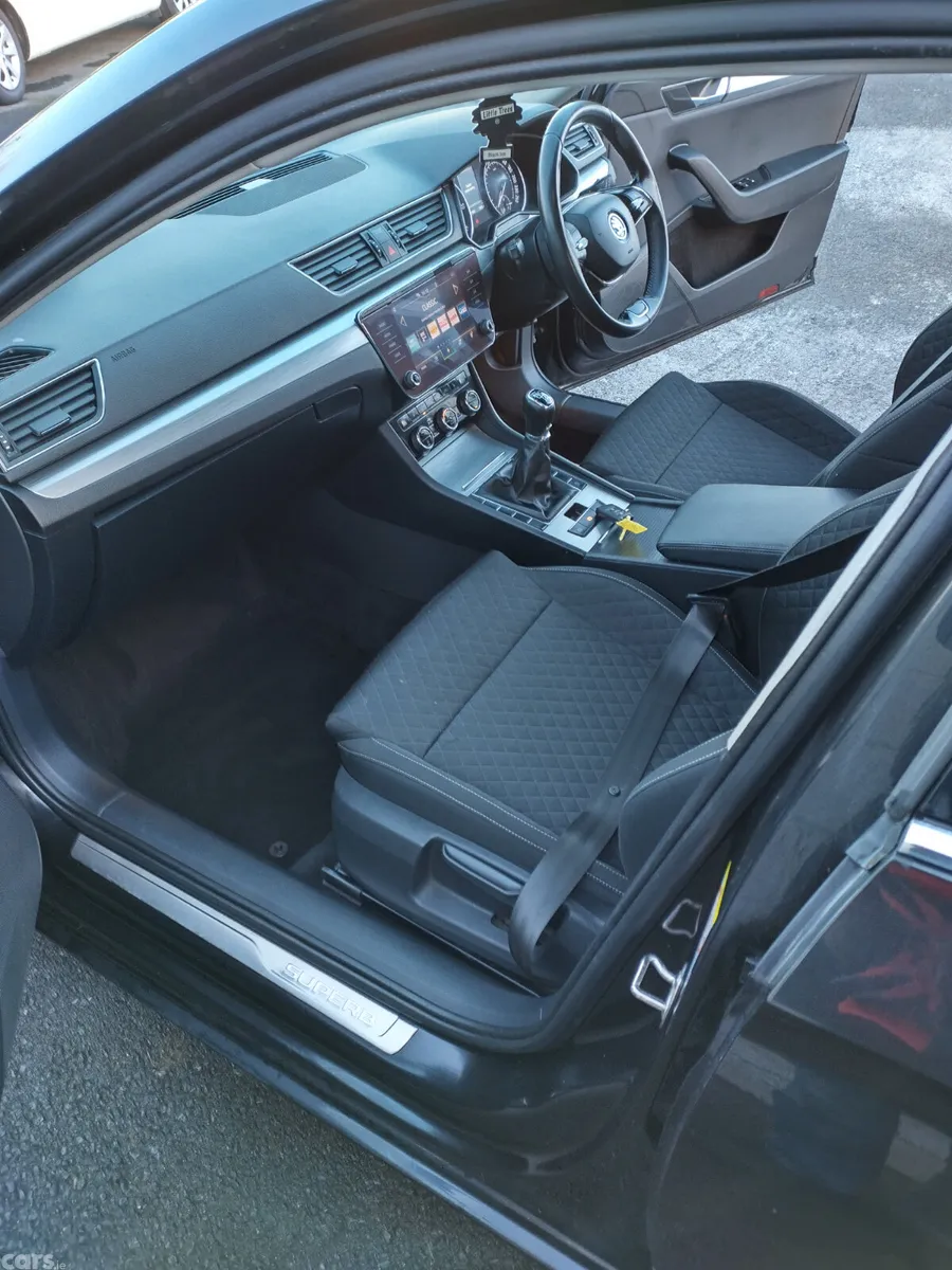 Skoda Superb Saloon, Diesel, 2021, Black