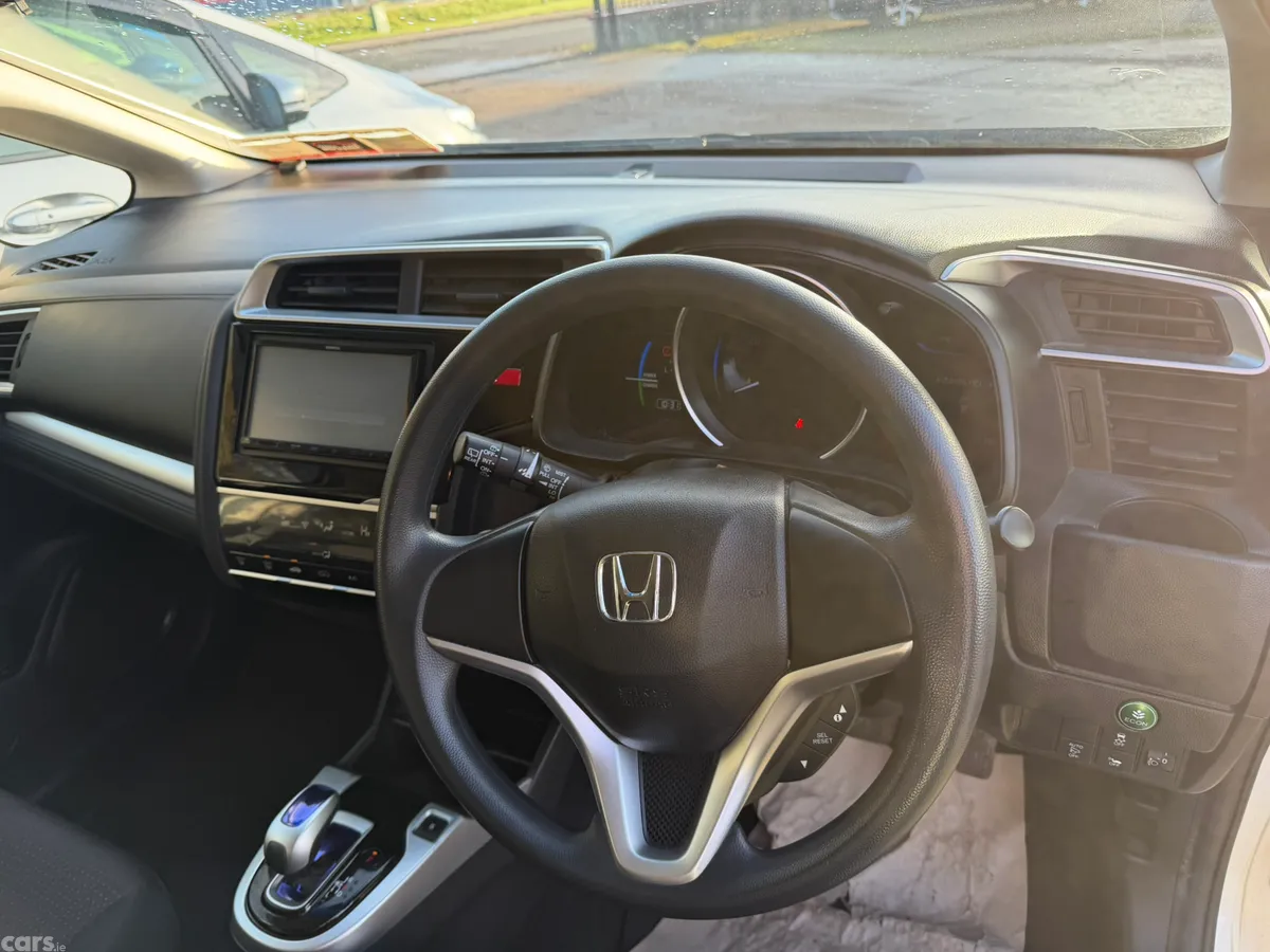 Honda Fit Hatchback, Petrol Hybrid, 2017, White