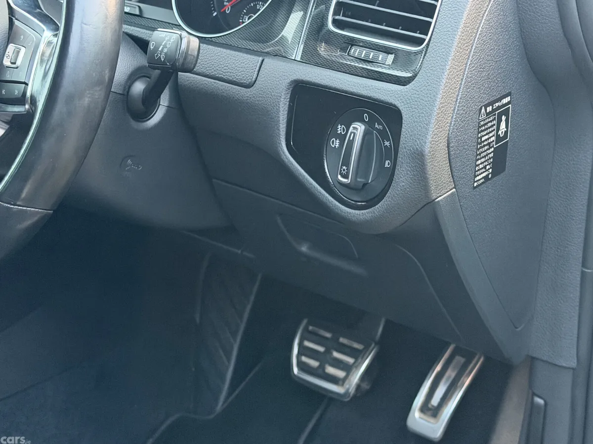 Volkswagen Golf Hatchback, Petrol, 2017, Blue