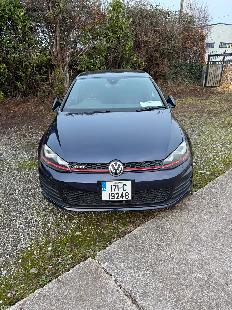 Volkswagen Golf Hatchback, Petrol, 2017, Blue