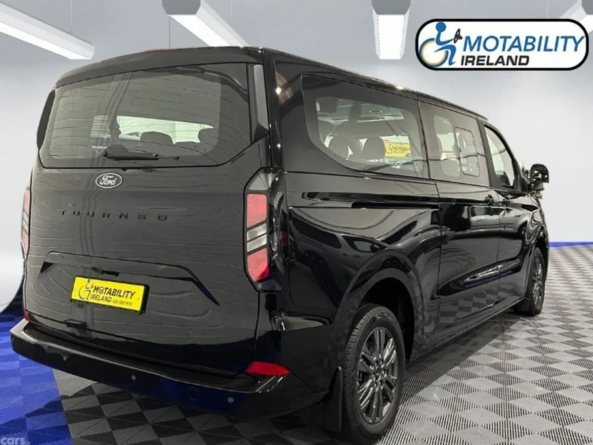 Ford Tourneo Custom MPV, Diesel, 2026, Black