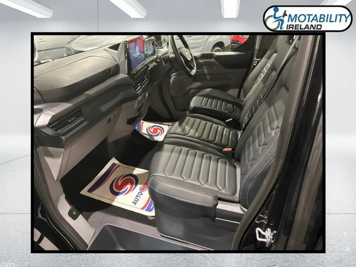 Ford Tourneo Custom MPV, Diesel, 2026, Black
