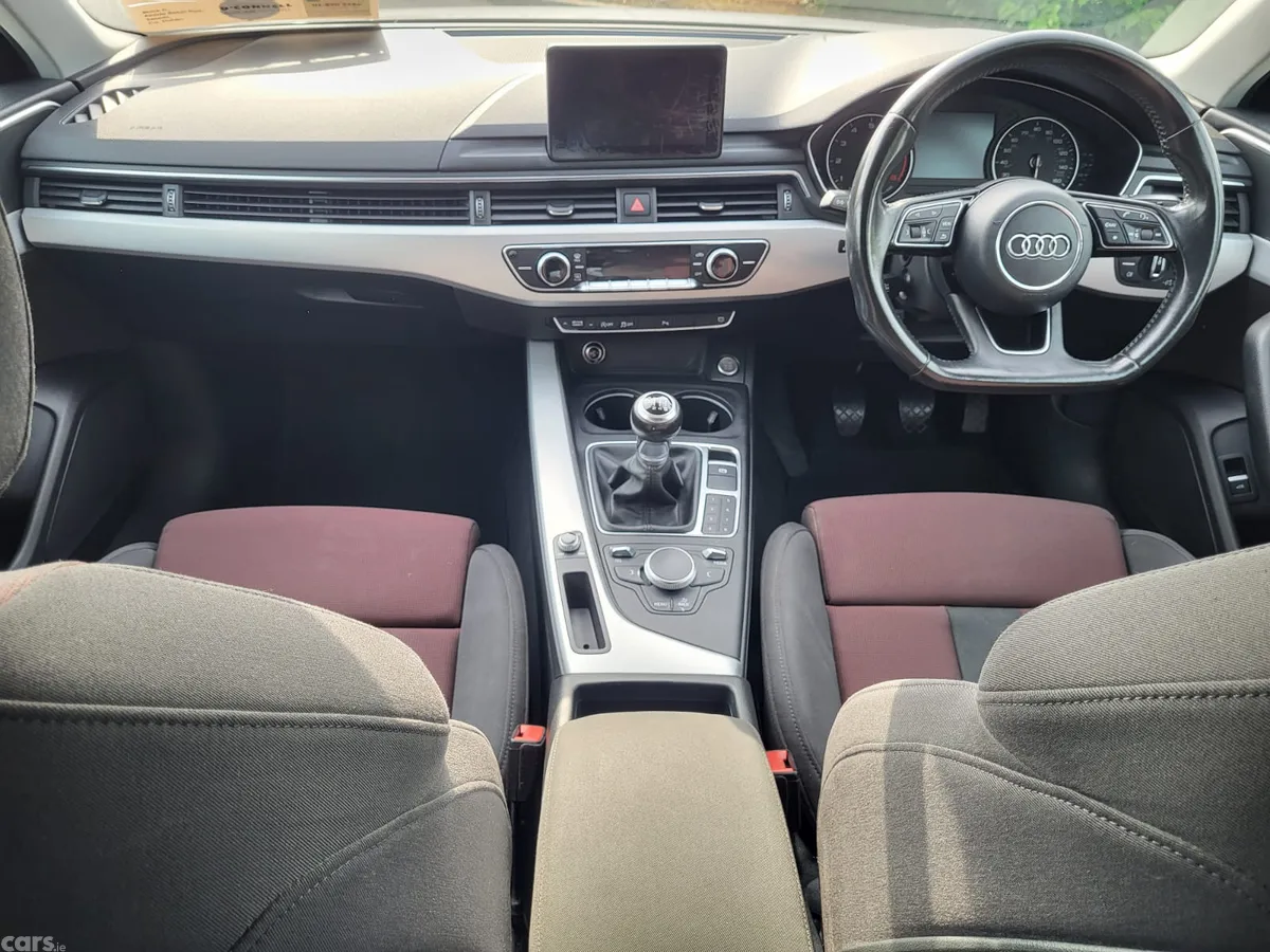 Audi A4 Saloon, Petrol, 2017, White